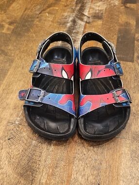 Kids Spider-Themed Birks
